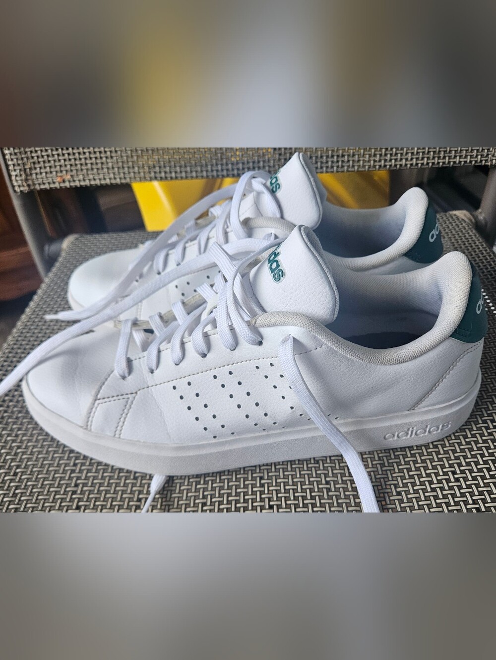 Adidas Advantage 2.0 Shoes, 8.5 Men's/10 Women's, Scuffed. White & Green.